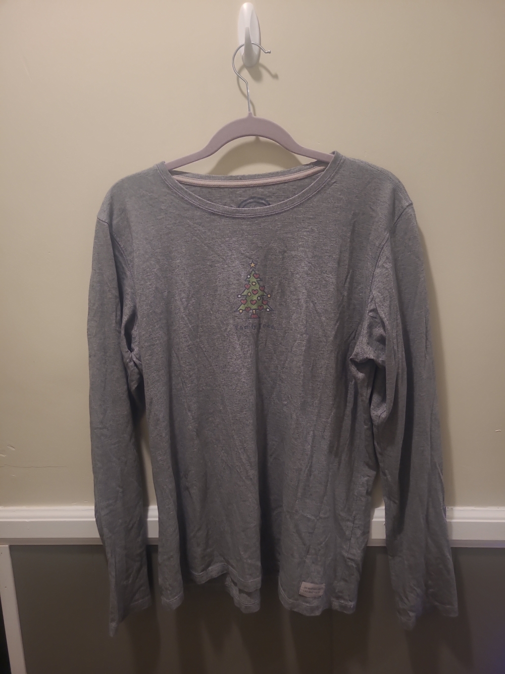 Life Is Good Womens Large Gray Long Sleeve Graphic Tee Family Tree Christmas